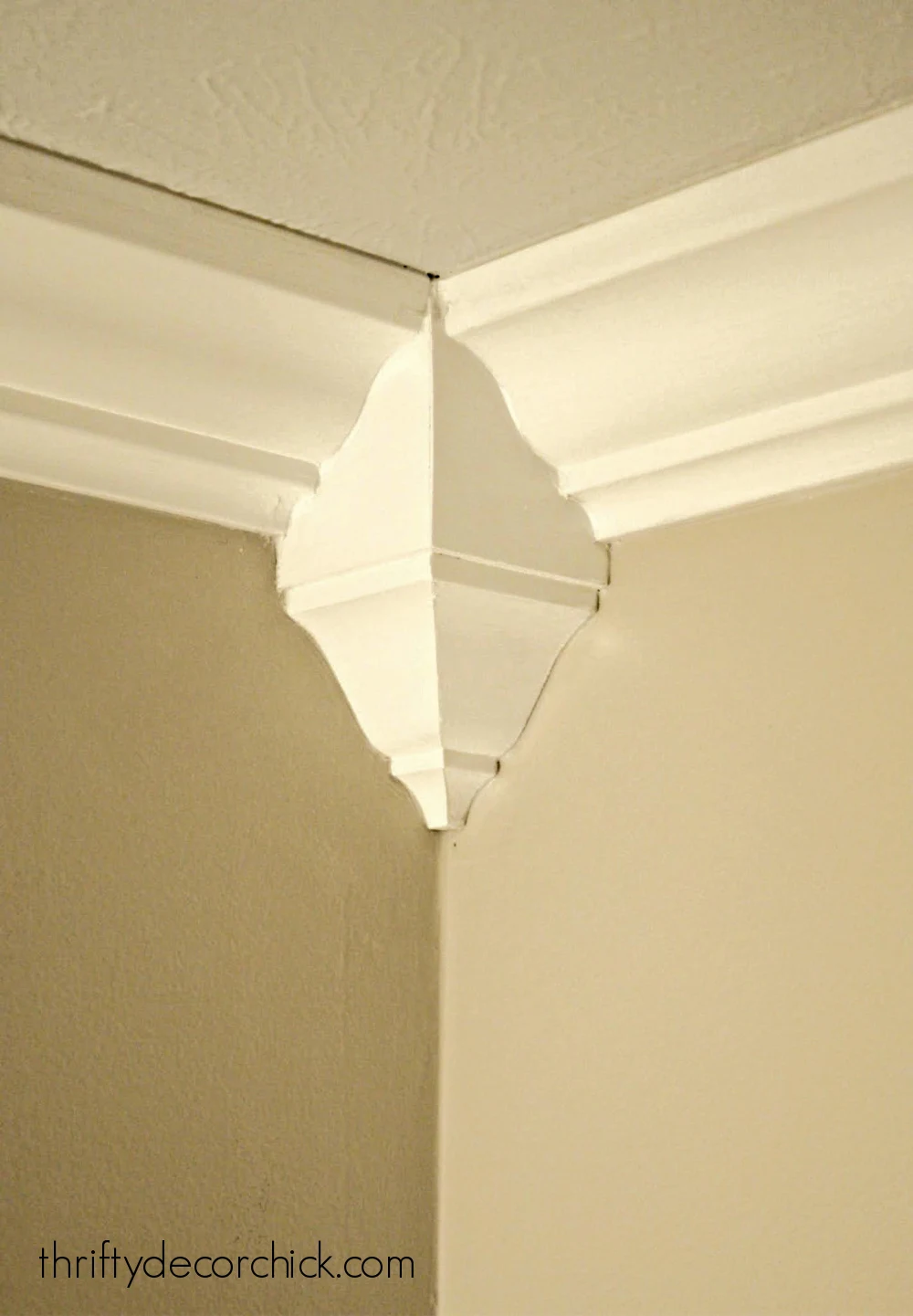 inside corner crown molding