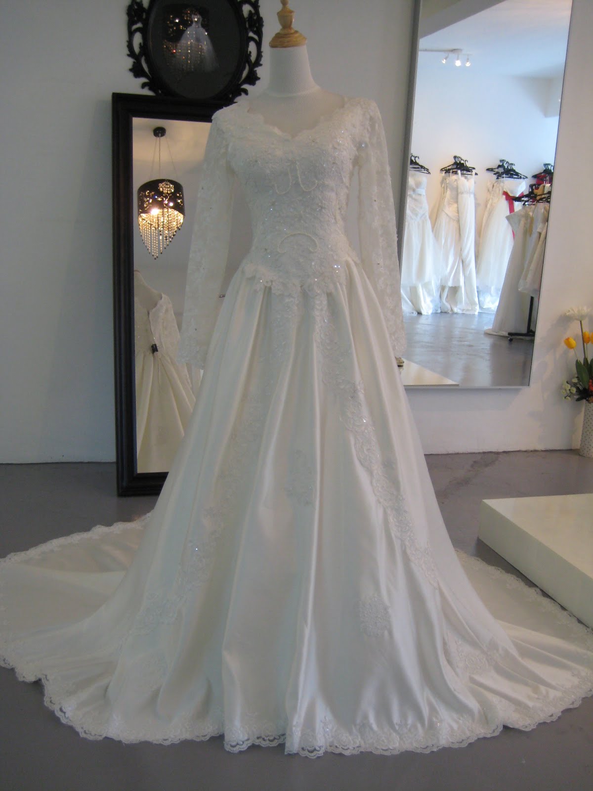wedding dresses sweetheart neckline ball gown lace MY BRIDAL GOWN