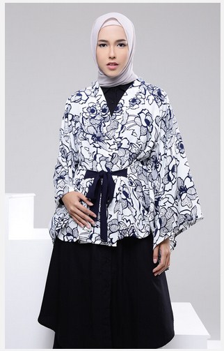  Desain  Model Baju  Muslim Modern Atasan  Motif Etnik Trend 2021