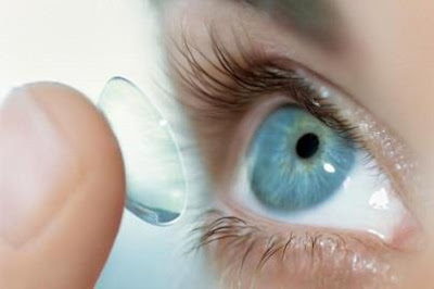 Contact Lenses for Teens Present