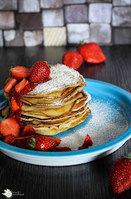 Pancakes mit Quark und Beeren