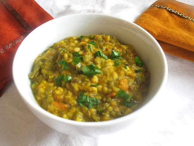 mung bean urad dal curry