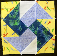 http://joysjotsshots.blogspot.com/2014/02/quilt-shot-block-18-wandering-star.html