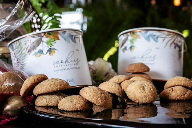Mini Cookies com Gotas de Chocolate: Pequenos no tamanho, gigantes no sabor