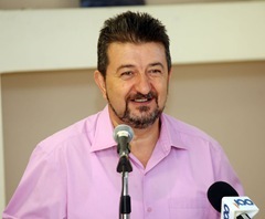 daniilidis_simos-dimarxos_sikeon_20100819_01