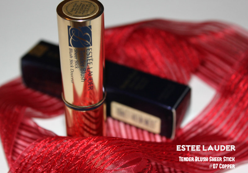 Отзыв: Румяна-стик Estee Lauder Tender Blush Sheer Stick #07 Copper.