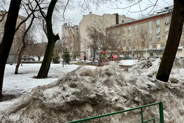 2-й Лесной переулок, дворы