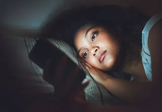 Why You Shouldn't Use Your Phone While Sleeping in Bed