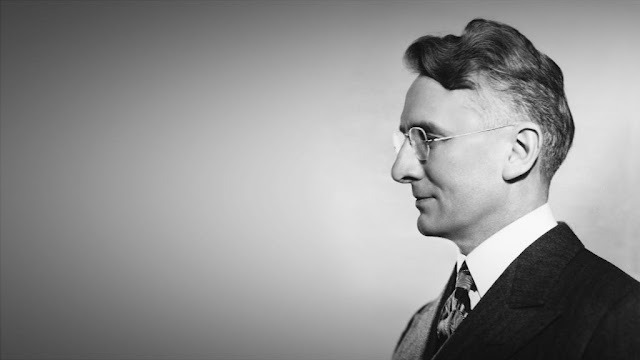 Top 10 Success Principles to Learn from Dale Carnegie