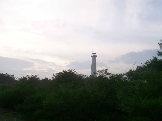 View lighthouse from mainland
