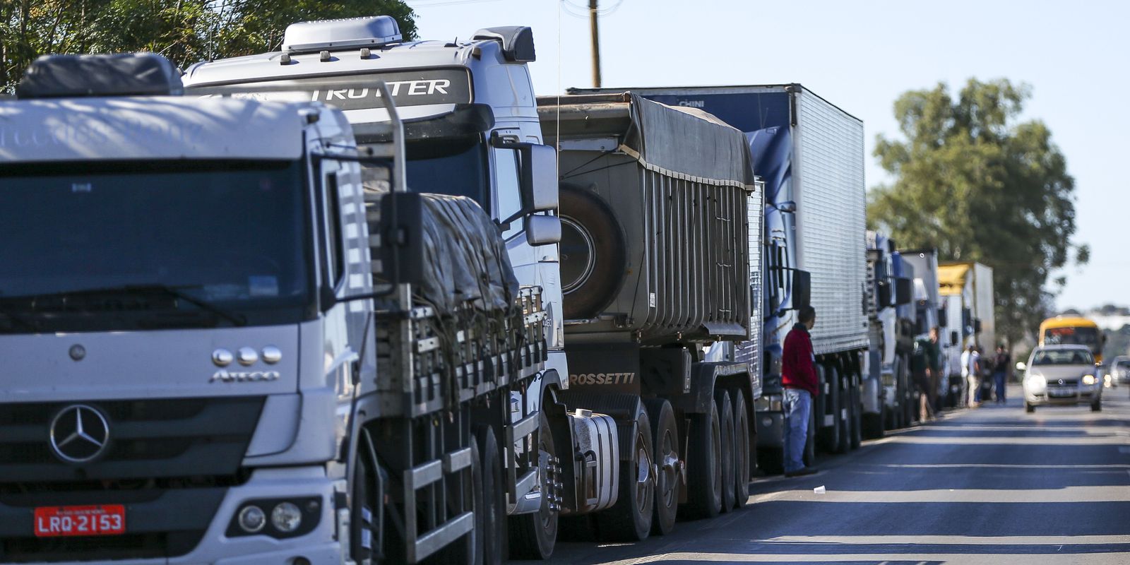 Após alta no preço do diesel, caminhoneiros planejam paralisação na Paraíba: “Chegamos ao fundo do poço”