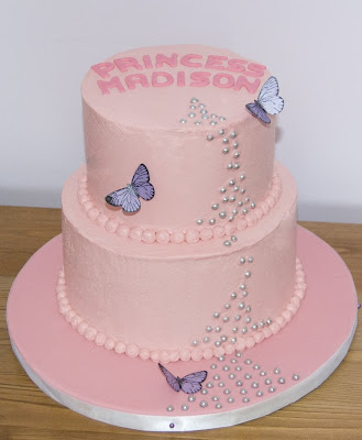 Order Birthday Cake on Cupcakes And Sassycakes  Butterfly Cake