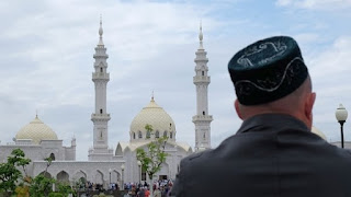 Cina Komunis tuduh Muslim Uighur