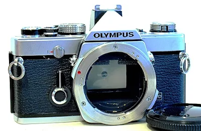 Olympus OM-1n, Front