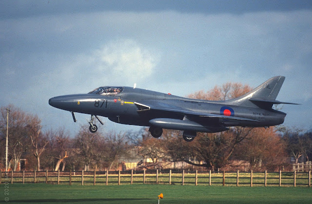 XF357/871 VL Hunter T.8C Royal Navy