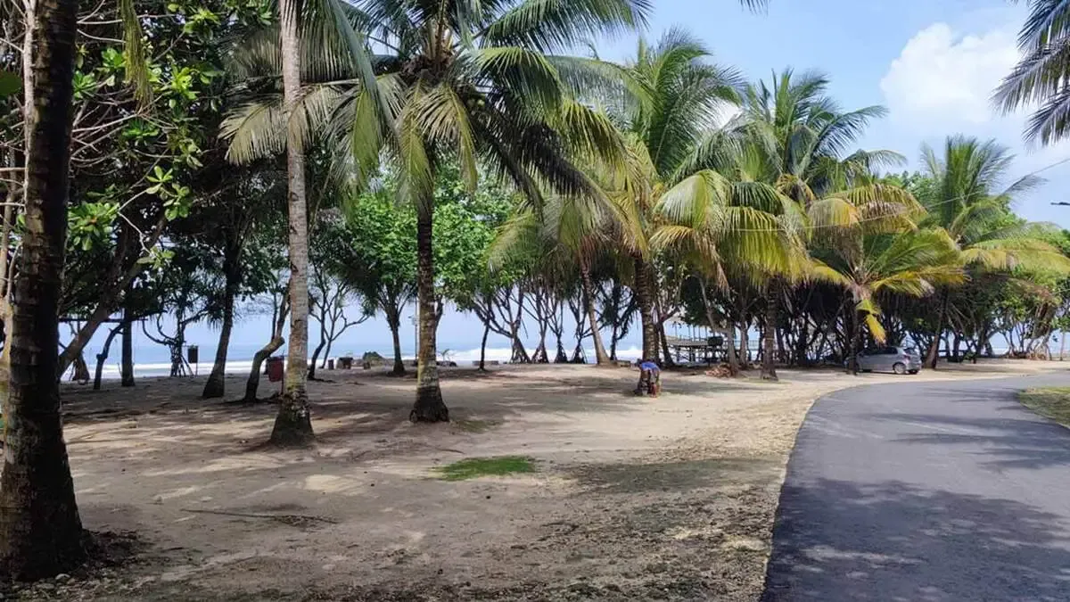 pantai karapyak terbaru