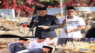 Bupati Dan Wakil Bupati Lambar Letakkan Batu Pertama Pembangunan Masjid At-Taqwa