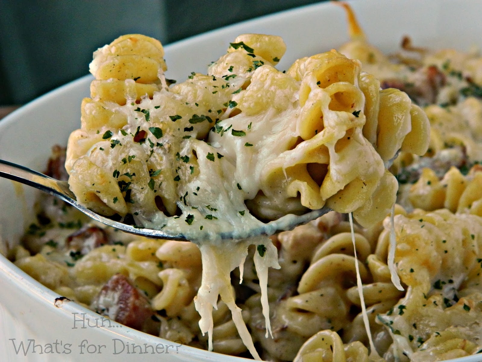 Chicken Cordon Bleu Pasta. Half the work, all the yumminess!  www.hunwhatsfordinner.com