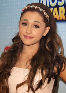 Ariana Grande Hair Style