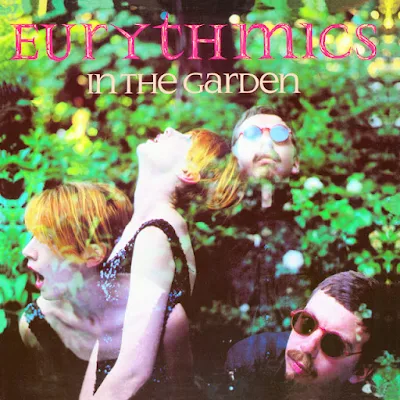 eurythmics-album-In-the-Garden