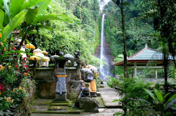 Gitgit Waterfall