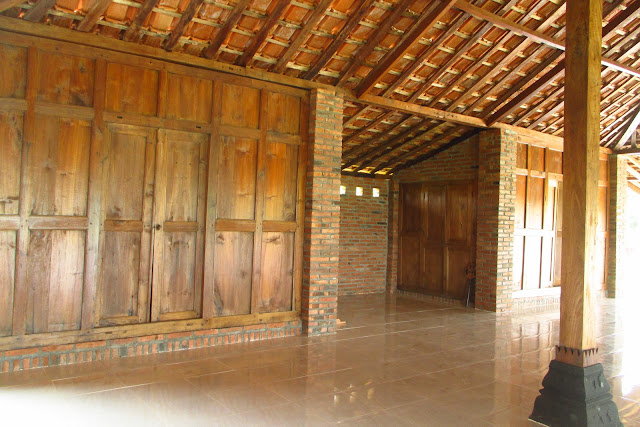 rumah kayu