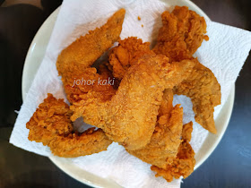Best Singapore Chicken Wings Series. SZ Kitchen @ Fairprice Hub, Joon Koon MRT