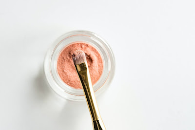 Cosmetic products that conform to the halal composition standard are halal