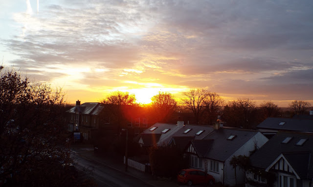 autumn sunrises, dawn, nature, sunshine, clouds, daylight, tankerton, whitstable, kent,