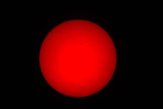 First attempt at getting hydrogen alpha image of the sun (Source: Palmia Observatory)