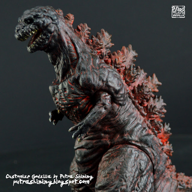 Godzilla Vinyl Toy Customized Painted by Putra Shining