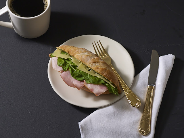 Starbcks Farmer’s Ham & Emmental Cheese on French Baguette