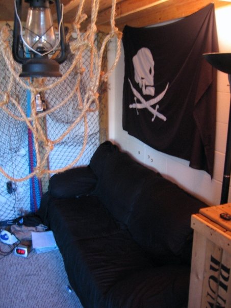 callsign]KTF: Pirate Ship Bunk Bed Project