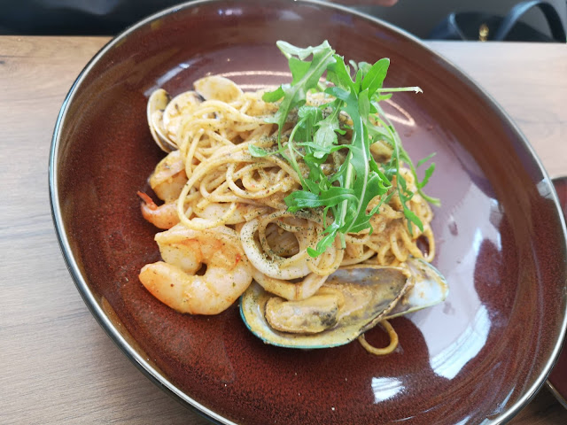 Seafood Laksa Pasta