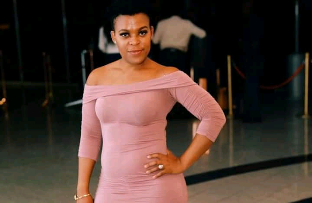 Socialite Zodwa Wabantu big booty photos