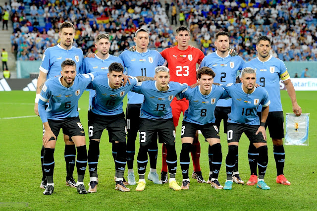 SELECCIÓN DE URUGUAY. Temporada 2022-23. Sebastián Coates, Fede Valverde, Darwin Núñez, Sergio Rochet, José María Giménez, Luis Suárez. Rodrigo Bentancur, Mathías Olivera, Guillermo Varela, Facundo Pellistri, Giorgian de Arrascaeta. SELECCIÓN DE GHANA 0 SELECCIÓN DE URUGUAY 2 Viernes 02/12/2022, 16:00 horas. XXII Copa Mundial de fútbol de la FIFA Catar 2022, fase de grupos, Grupo H, jornada 3. Al Wakrah, Catar, estadio Al Yanub: 43.443 espectadores. GOLES: ⚽0-1: 26’, Giorgian De Arrascaeta. ⚽0-2: 32’, Giorgian De Arrascaeta.