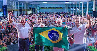 Com Lula, Paulo diz que vai combater a pobreza em Alagoas