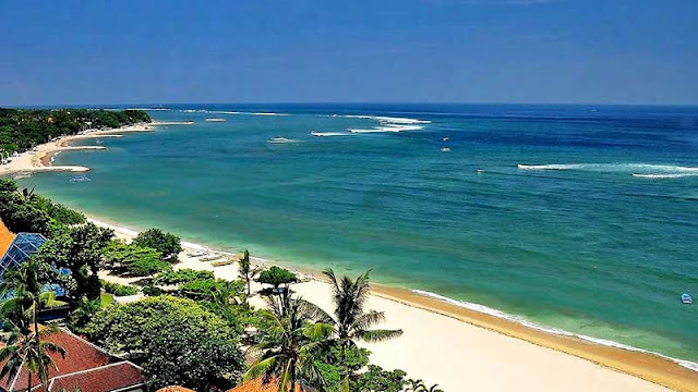 Wisata Pantai Kuta Pasir Putih Dan Sunset