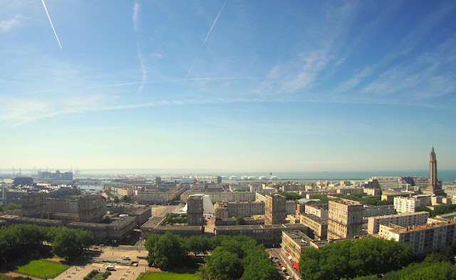 Le havre, auguste perret, appartement témoin le havre, port du havre, muma le havre, monet, manet, eugene boudin, architect Oscar Niemeyer, Bassin du Commerce, Saint-Joseph du Havre, Marguerite Huré, Raoul Dufy, Catène de Containers van Vincent Ganivet, Erwin Wurm, normandië, seinemonding, La Porte Océane, 