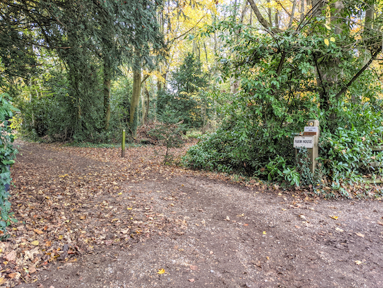 Chenies footpath 48