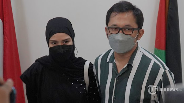 Film Ayat-ayat Cinta Jadi Saksi Kisah Cinta Zaskia Adya Mecca dan Hanung Bramantyo Dancuk