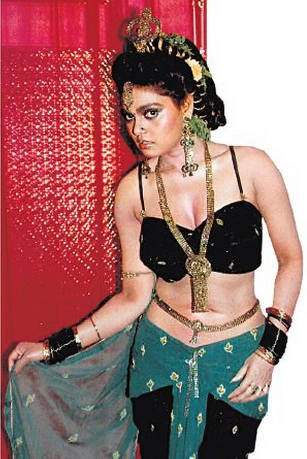 Silk Smitha glamorous item dancer