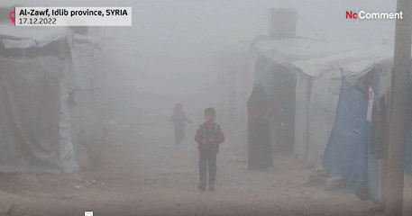 un épais brouillard dans la zone d’al-Zawf, en Syrie