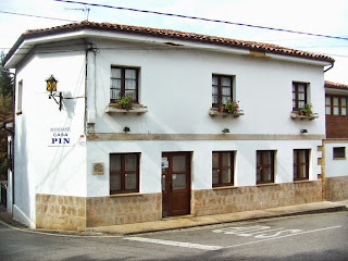 Tiñana, Casa Pin