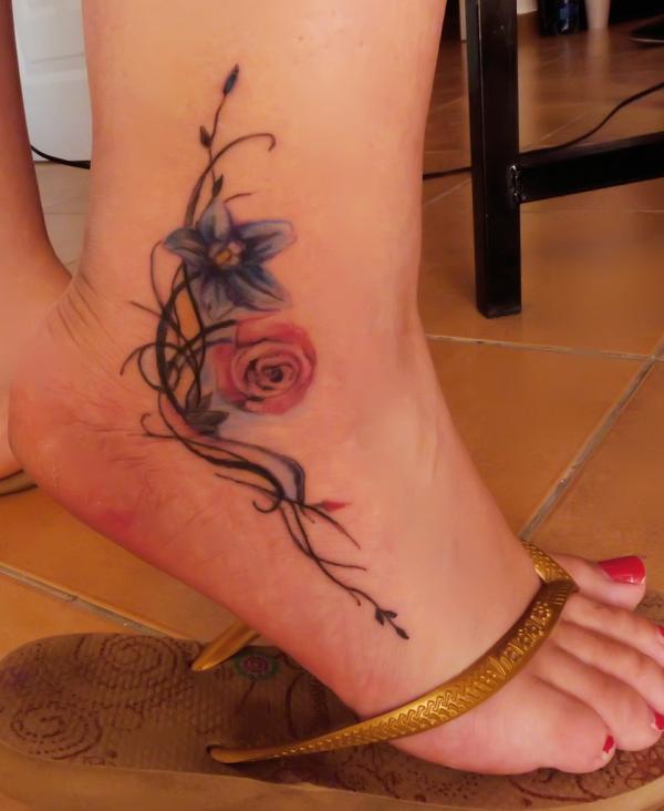 Rose Ankle Tattoos Designs