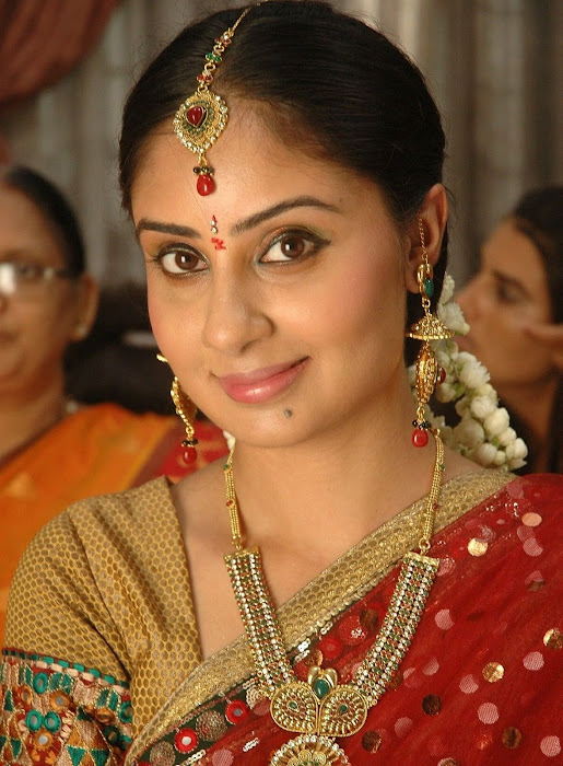 bhanu sri mehra in cool saree