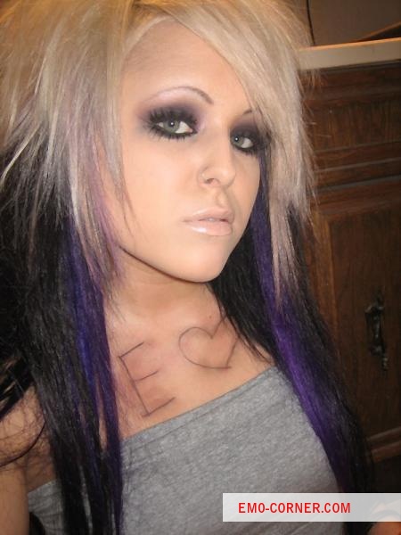 Cool Purple Hair Pics,purple-hair-girl