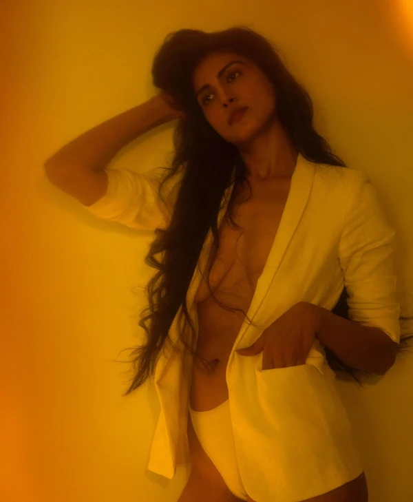 ashmita jaggi underwear bold braless photoshoot