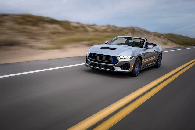 Ford Mustang GT/CS 2024 / AutosMk