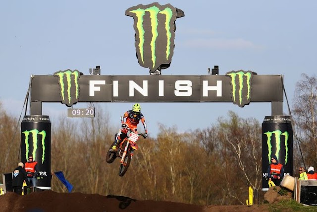 Antonio Cairoli dan Tim Gajser Akan Tampil di MXGP 2019 Palembang